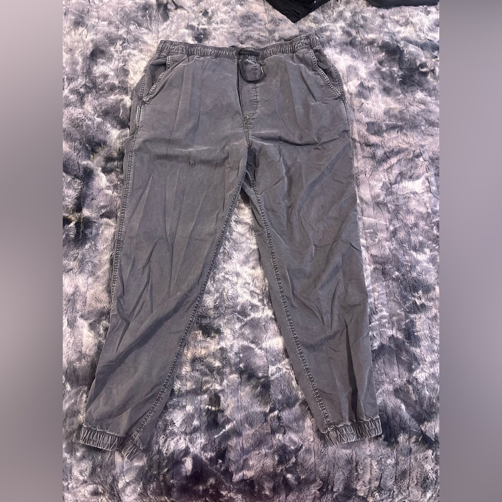 American Eagle Charcoal Flex Pants